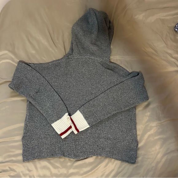 Roots Cabin Hoodie with Cream and Red Trim - Picture 4 of 4